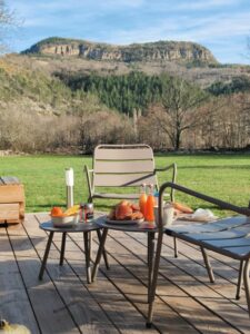 IMG20260224160436 Petit déjeuner avec vu au chalet nordique de Chirac